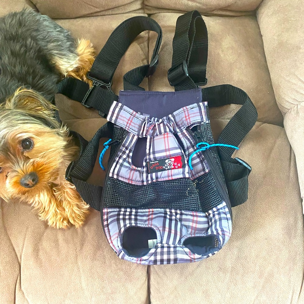 Small dog/puppy carrier by Daba Doo dog. Used twice